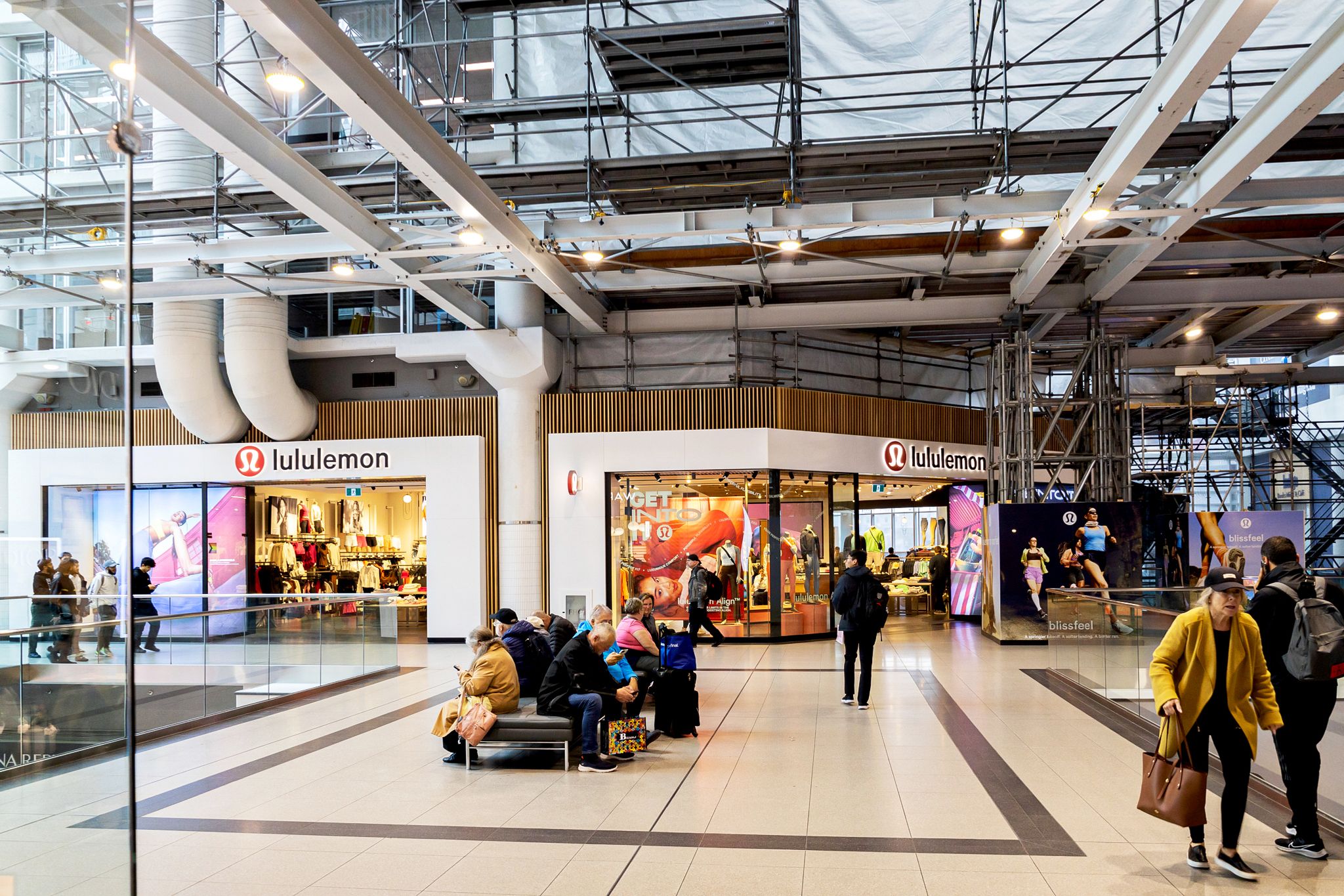 Major Malls And Retail Stores Open And Closed On Victoria Day 2023 In Major Malls And Retail Stores Open And Closed On Victoria Day 2023 In