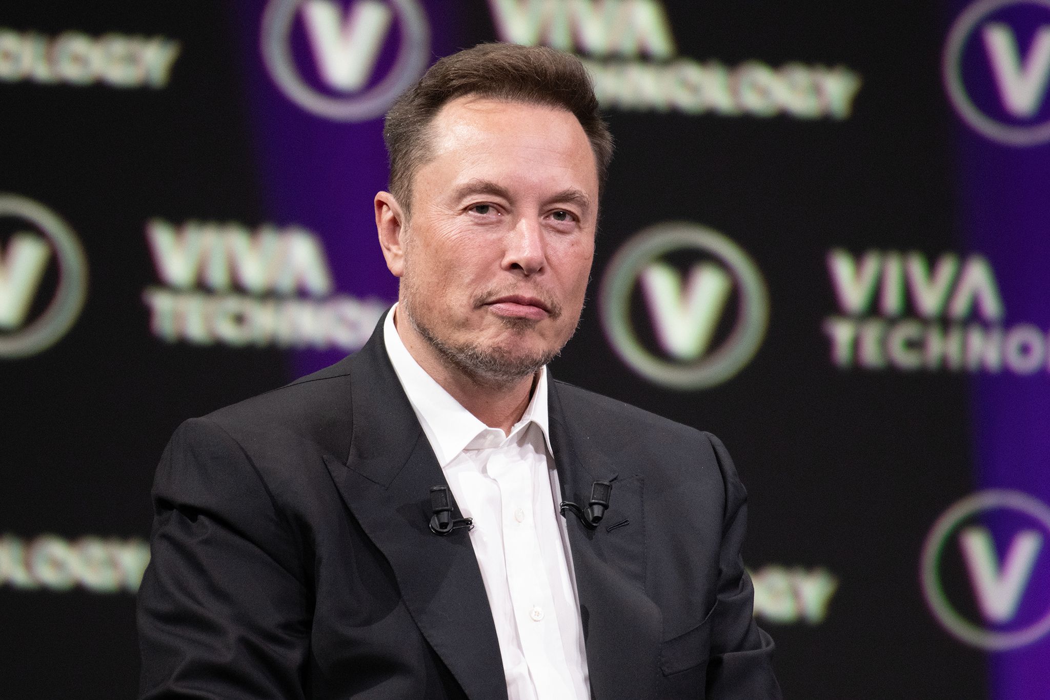More than 200k people are calling for Canada to revoke Elon Musk's