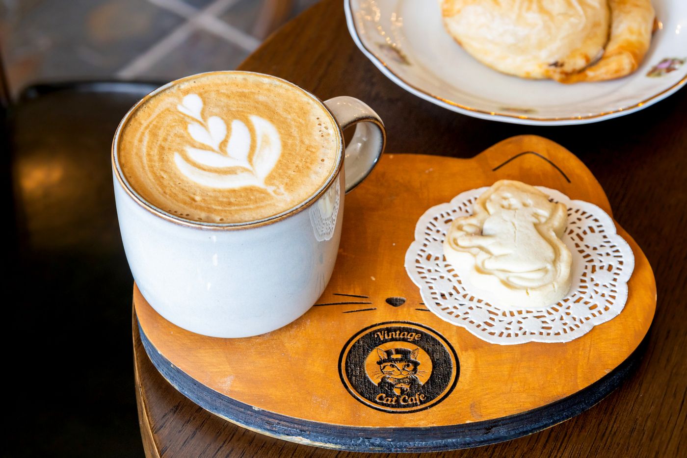 Vintage Cat Cafe Toronto