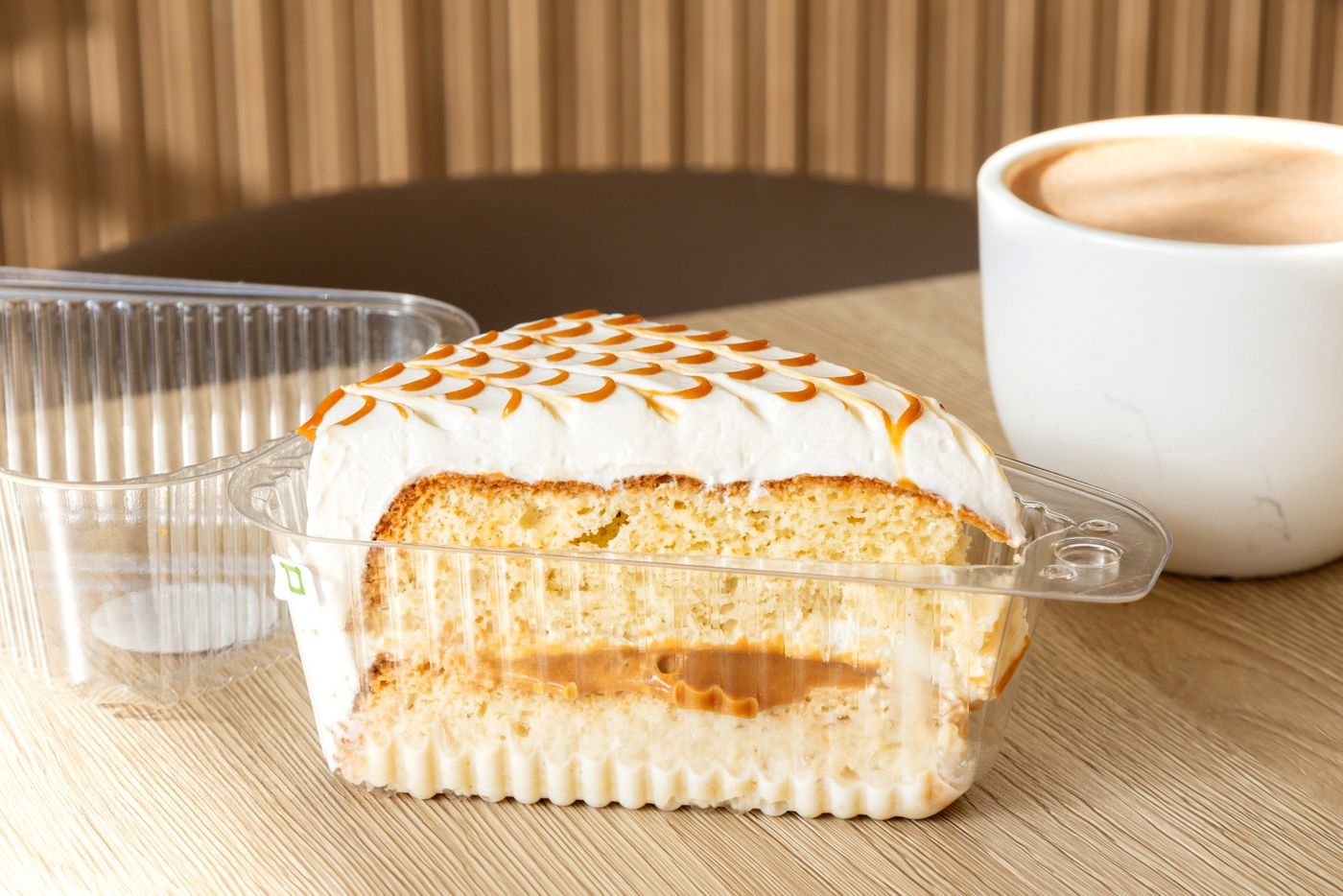 Shelíss Bakeshop Café