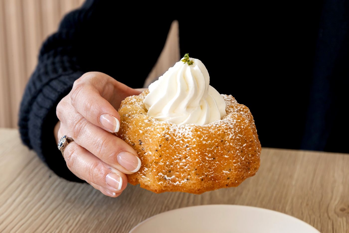 sheliss bakery toronto
