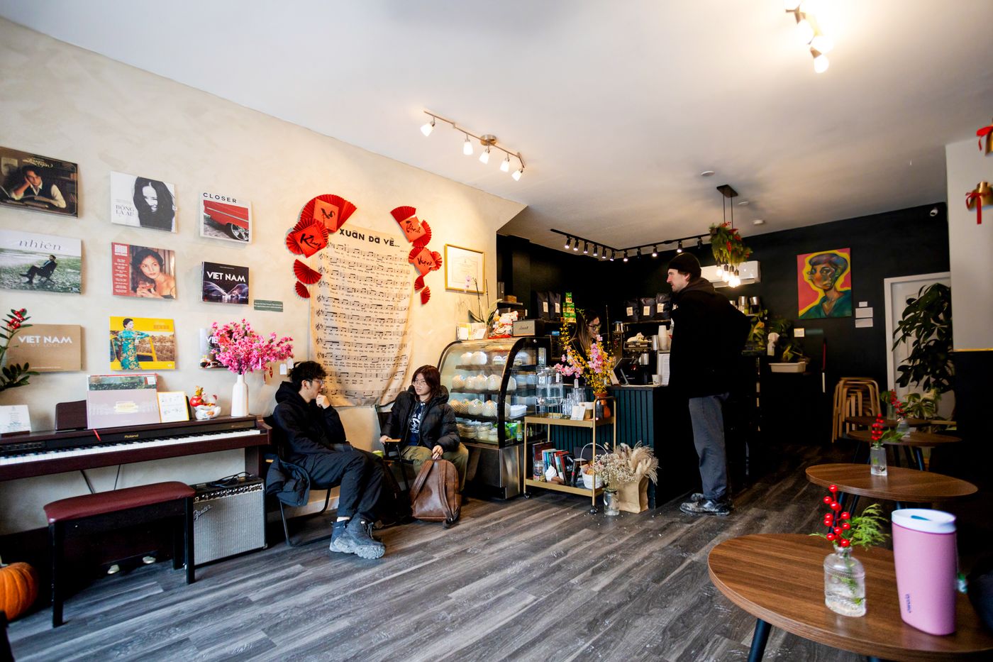 +84 Café Toronto